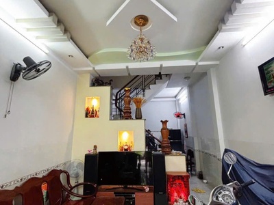 Ngay lê văn quới - sát mặt tiền - giáp tân phú - 3 tầng kiên cố - 40m2 - giá 5,8 tỷ 1