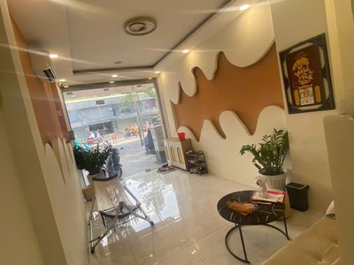 Bán nhà mặt tiền đường 3/2, quận 10 kết cấu 4 tầng chỉ 23.5 tỷ còn tl 3