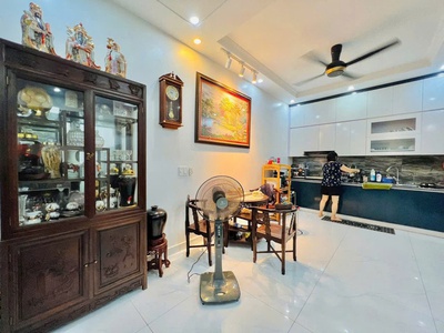 Bán nhà trực cát 45m 4 tầng, ngõ cực nông, giá 3.1 tỉ gần thiên lôi 0