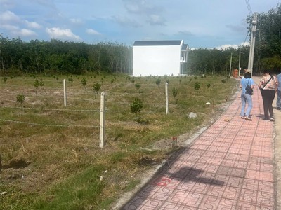 Đất nền thổ cư thuộc tp.hcm chỉ với 200 triệu, 250m2, sổ hồng sẵn 3