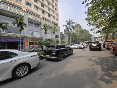 Chung cư giá siêu mềm minh khai 100m oto đỗ thoải mái chưa đên 5tỷ 0