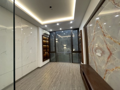 Nhà phân lô- đường láng-ô tô đỗ cửa -42m2   5 tầng   mt3,4m -giá chỉ 12,8 tỷ 1