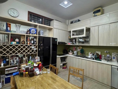 Hót bán nhà - hai thoáng , full nội thất , gầm phố , kinh doanh tốt , 51m2   4t 1