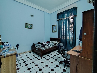 Bán nhà phố nguyễn văn cừ   97m    4 tầng   chỉ hơn 11 tỷ . ô tô tránh 3 bước chân 4