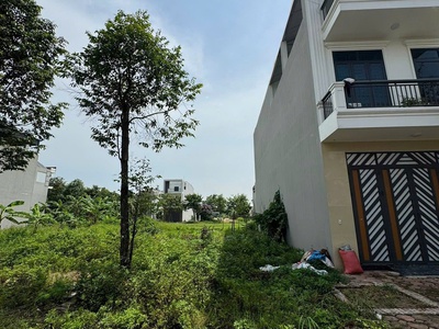 Bán lô đất đấu giá đẹp   gần bigc tp bắc giang   giá 2 0