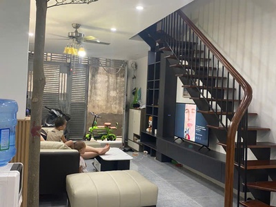 Nhà đẹp ngõ 95 chùa bộc khu phân lô cán bộ đh thủy lợi, nhà mới, ở ngay, giá 8.5 tỷ. 0