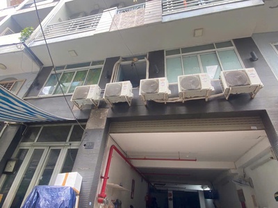 Bán nhà khai thác 23 phòng   hẻm vip 3/2   quận 10   có thang máy   nhà mới 0