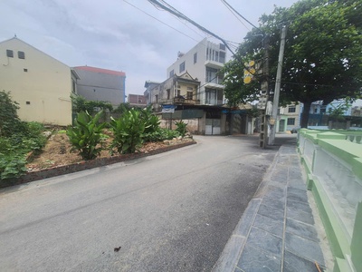 Bán đất 67.6m2 gia lộc việt hùng đông anh - view hồ kinh doanh đỉnh 2