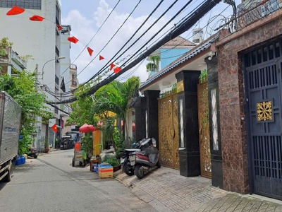Bán gấp nhà gò dầu tân phú gần chợ tân hương 50m2,hẻm 6m 4tầng nhỉnh 5 tỷ 1