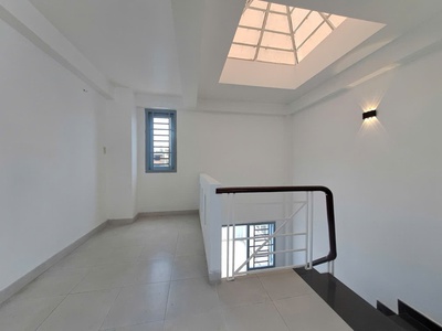Bán gấp nhà gò dầu tân phú gần chợ tân hương 50m2,hẻm 6m 4tầng nhỉnh 5 tỷ 4