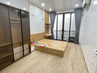 Bán nhà cầu giấy - ô tô - dân xây mới - lô góc - nội thất xịn - 35m x 5 tầng x 7.6 tỷ 1