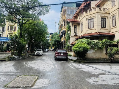 Phân Lô Phan Đình Phùng Ô TÔ Tránh Đỗ 2 Mặt thoáng 1 Nhà Ra Phố 62 Tỷ 0