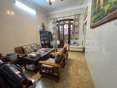 Bán Nhà Võng Thị, Bưởi, Tây Hồ, Ba Bước Ra Ô Tô, Mặt Tiền Rộng 5.6 m, 80mv, Giá Chỉ 21 Tỷ 1