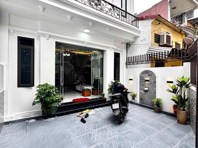 Nhà xây mới chợ cột đèn - lê chân   3,5 tỷ 0