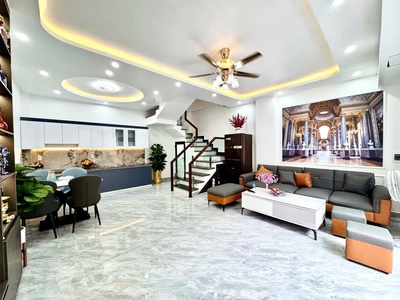 Nhà xây mới chợ cột đèn - lê chân   3,5 tỷ 1