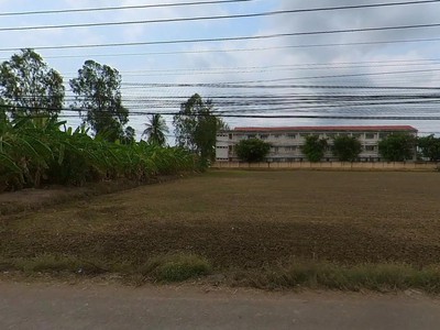 Cách TH Bình Đông 100m   TP Gò Công, đất SHR 100m2 , giá rẻ 700 triệu 2