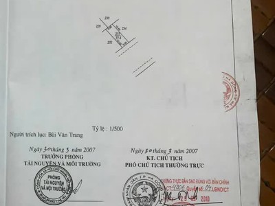Nhà khu vực phân lô, đường rộng 8m, giao thông thuận lợi, kinh doanh tốt  bạt ngàn tiện ích. 0