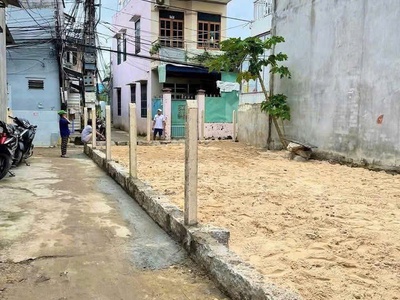 Bán lô góc hẻm 85 hương lộ ngọc hiệp  -  - giá bán nhanh : 1 tỷ 550 triệu 1