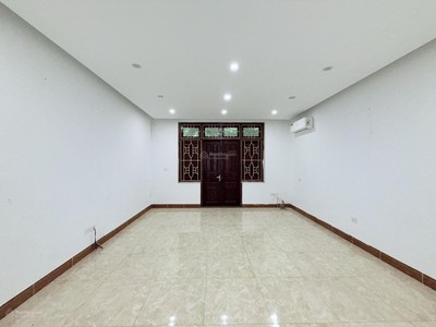 Cho thuê nhà 70m x 5 tầng mặt ngõ 10 phố Nguyễn Văn Huyên - Ngay vòng xuyển Chùa Hà - Trần Đăng Ninh 8