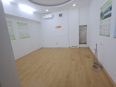 Cho thuê nhà 70m x 5 tầng mặt ngõ 10 phố Nguyễn Văn Huyên - Ngay vòng xuyển Chùa Hà - Trần Đăng Ninh 1