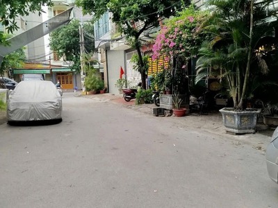 Bán nhà phân lô quận ủy hoàng mai dòng tiền 50 triệu kinh doanh bất chấp ô tô tránh 65m2 giá 20 tỷ 0