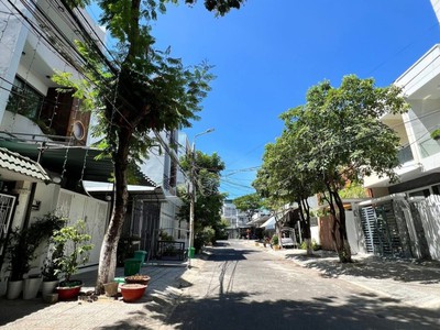 Nhà mới 3 tầng hòa minh, liên chiểu, 500m ra biển, chỉ 4,x tỷ tlcc 3
