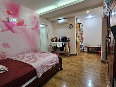 Chung cư vinaconex 19 đại từ, view hồ, dt 124m2, 3n2vs, full nội thất đẹp. giá 7 tỷ 3