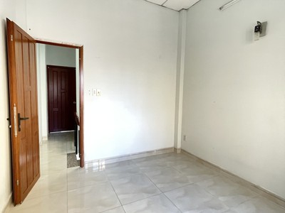 Phạm văn chí - q6 - hẻm xe hơi - 33m2 - 2 tầng 2pn 2wc - chỉ 4.5 tỷ 3