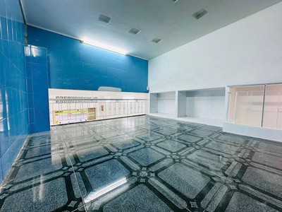 Cc mặt tiền hồng bàng   trệt   lầu   ở và kd   nhỉnh 4 đồng - giá tốt khó tìm   3