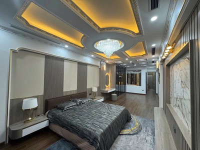 Bán nhà gần phố nguyễn lam long biên 65m2 8t full nội thất, mặt phố, kinh doanh  21 tỷ 3