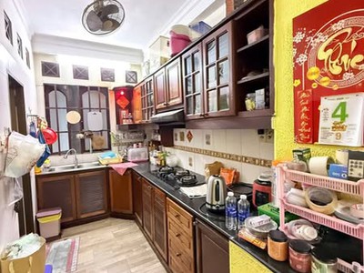 Nhà hẻm xe tải đường huỳnh văn bánh quận phú nhuận phường 14. 2