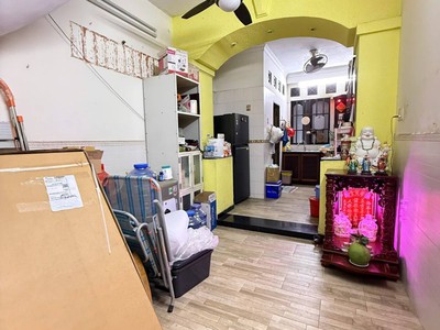 Nhà hẻm xe tải đường huỳnh văn bánh quận phú nhuận phường 14. 4