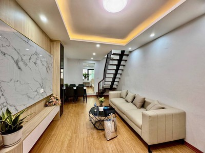Căn hộ tập thể 8-3 đẹp như chung cư cao cấp, 3 phòng ngủ view thoáng giá chào 2.9 tỷ 2