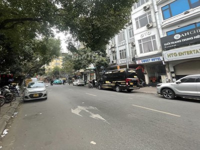 Bán nhà trung hòa   cầu giấy: 70m2, gần big c, ô tô vào nhà   giá 11 tỷ 2