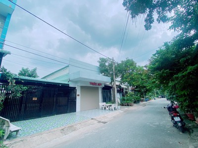 Bán nhà 92m  2 tầng, 5pn, 3wc, q.9, 7.15  tỷ, sổ hồng 3