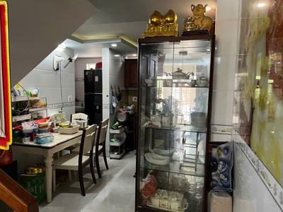 14. nhà 8 triệu 4 phòng ngủ full nội thất gần trường cao đẳng y tế cần thơ 1