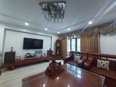 Bán nhà phố nguyễn văn huyên, kinh doanh, ô tô tránh, mặt tiền 6m, chỉ 16 tỷ 1