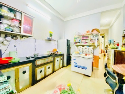 Giáp quận 10   lý thường kiệt   4 tầng   78m2. giảm sâu còn 10.x t.ỷ 1