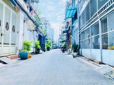 Giáp quận 10   lý thường kiệt   4 tầng   78m2. giảm sâu còn 10.x t.ỷ 3