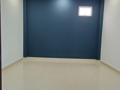 Quận 10 - cách mạng tháng 8   42m    4 tầng. nhỉnh 7 tỷ 1