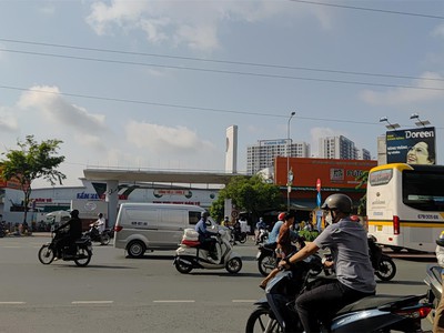 Bán nhà 90m  khu y tế kỹ thuật cao   đường 8m   gần aeon tên lửa   chỉ 6.3 tỷ 0