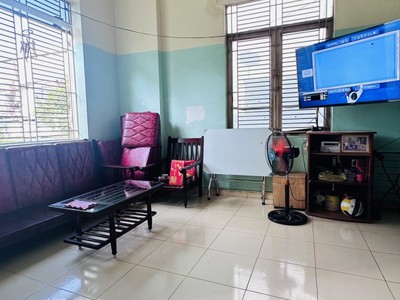 Bán nhà mặt phố 100m    đường đỗ công tường, quận tân phú - 9,2 tỷ 2