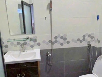 Bán nhà mặt tiền 4 tầng nguyễn thanh tuyền   phường 2 tân bình  4x17 2