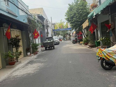 Nhà 5 tầng   hẻm 8m   73m    gần nguyễn sơn - tân phú    chỉ 7.95 tỷ 4