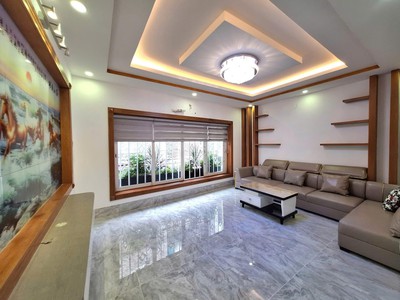 Lên sóng bán nhà mới tl26 sát chợ cầu đồng  shr  hc, đường 6m ô tô ngủ trong nhà 0