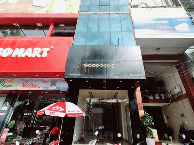 Mặt phố nguyễn văn cừ 33 tỷ 100m mặt tiền 4m xây 7tầng, long biên 0