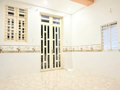 Bán nhà 2 tầng  lô góc  2 mt gần nguyễn ảnh thủ    tân chánh hiệp q12  shr hẻm xe tải thông 2