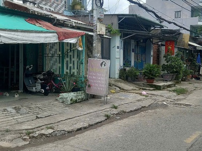 Hot, cần tiền bán rất gấp nhà lưu hữu phước  p15, q8  dt: 87m2  5.5 x 18m  chỉ 4.2 tỷ 4