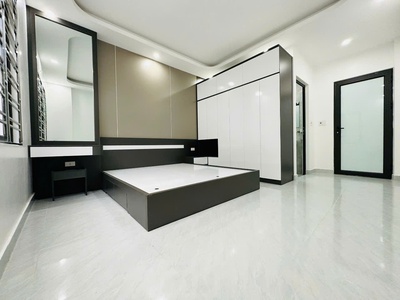 Bán nhà xây mới 50m 4 tầng thiên lôi gần aeon giá 3.35 tỉ ngõ cực nông 3