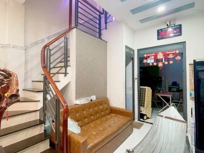 Chủ thiện chí bán nhà mớiđoàn văn bơ có 4 tầng- gần chợ thông qua tôn đản, hoàng diệu- qua quận 1 4